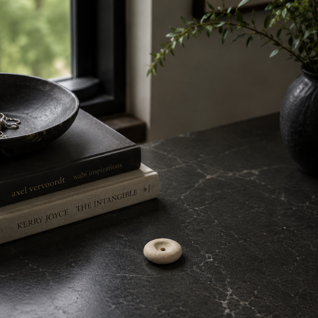 Quiet Pebble — Mini Incense Holder